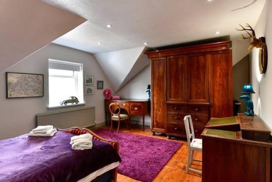 Quirky 4 Bedroom Apartment With Terrace Cardiff Zewnętrze zdjęcie